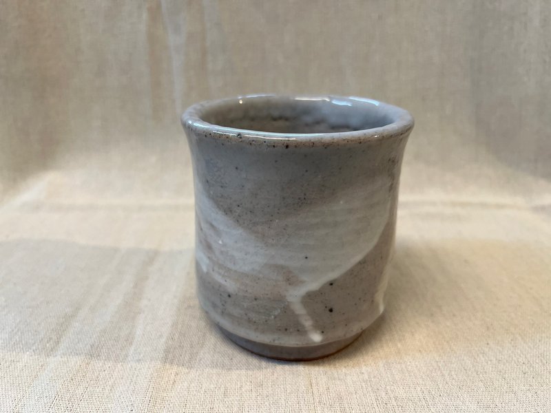 古朴冰裂笔筒 - 笔筒/笔座 - 陶 灰色