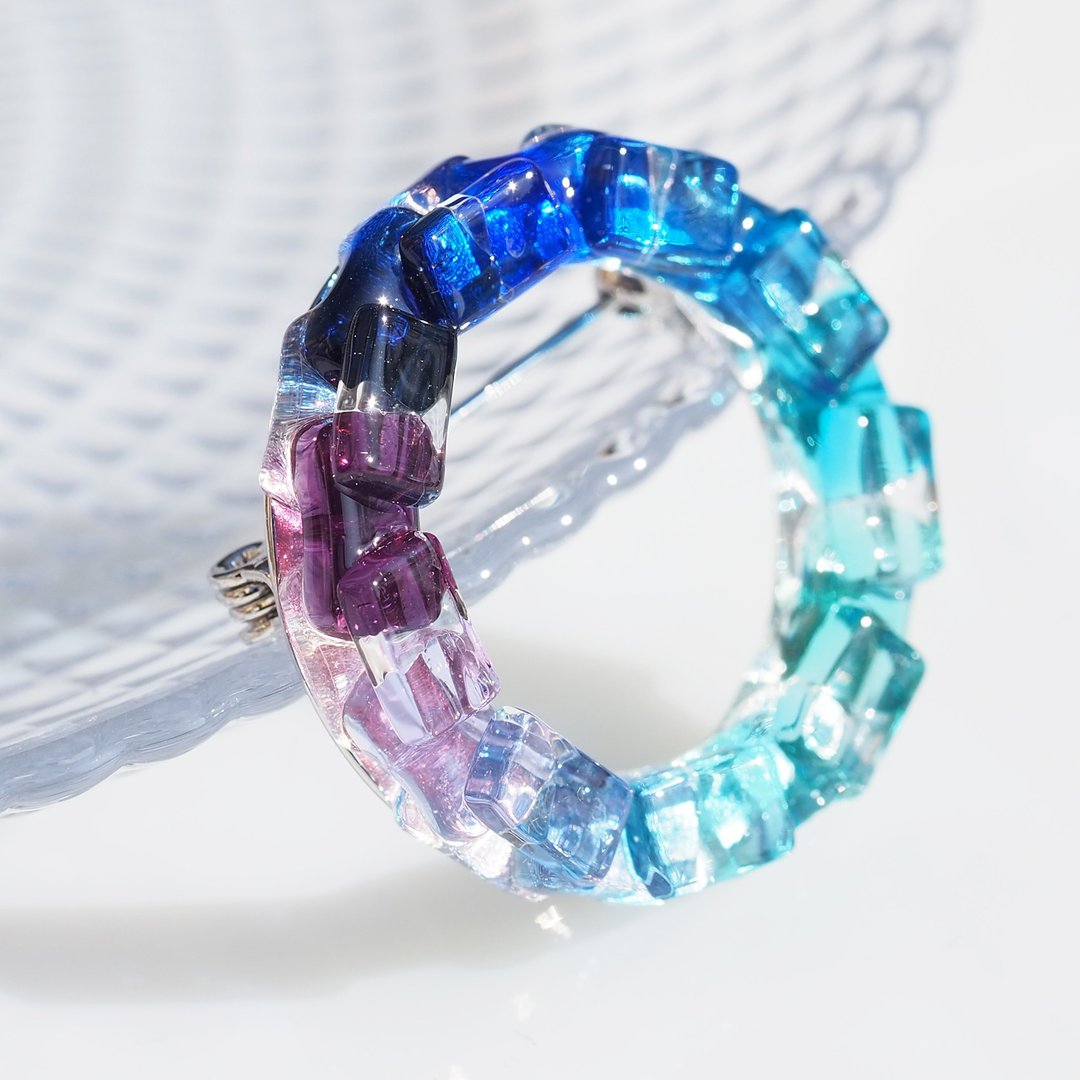 Glass ring (ring [winter sky]) brooch [made to order] - 胸针 - 玻璃 蓝色