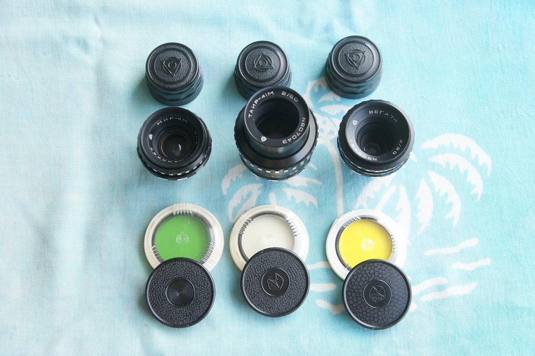 大量 3 颗镜头 MIR-11M 12mm F2 镜头 & VEGA-7-1 20mm F2 镜头 & TAIR-41M 50mm F2 - 相机 - 其他材质 