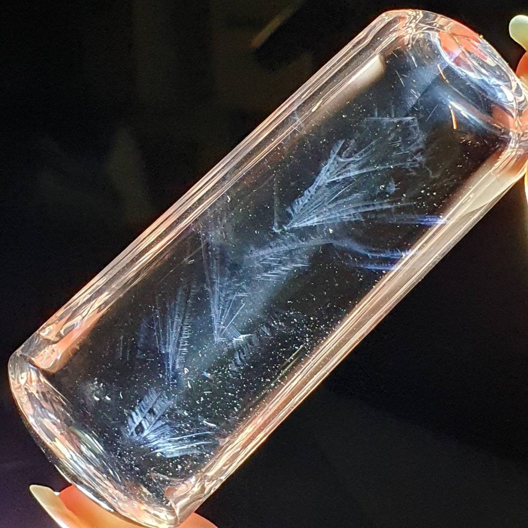 龙彩~ DB12 蓝针水晶 天使的羽毛 90.4g Blue Needle Quartz - 摆饰 - 宝石 白色