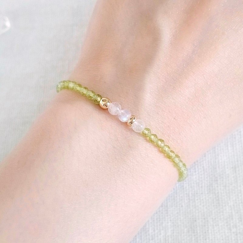 橄榄石 月亮石 简约水晶手链 | 吸引丰盛幸运 招财 招贵人 旺人缘 - 手链/手环 - 水晶 绿色
