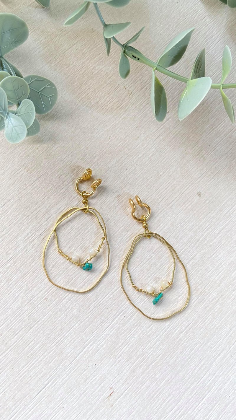 贝壳与绿松石 - 耳环/耳夹 - 铜/黄铜 金色