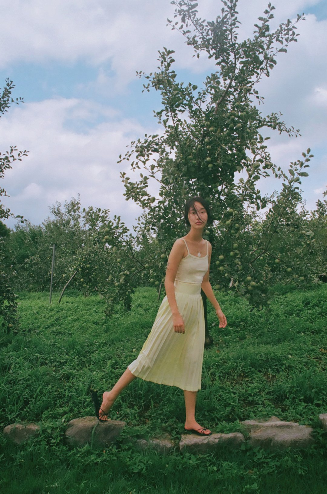 Aprilpoolday / MIDI PLEATED SKIRT / Yellow / S - 裙子 - 其他材质 黄色