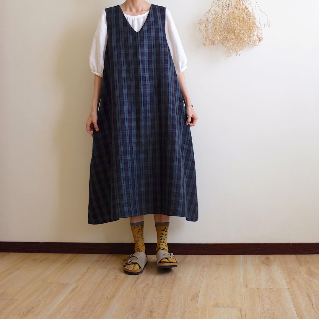 日常手作服  经典绿格纹v领背心伞洋装 暖黄九分袖宽罩衫   亚麻 - 洋装/连衣裙 - 棉 绿色