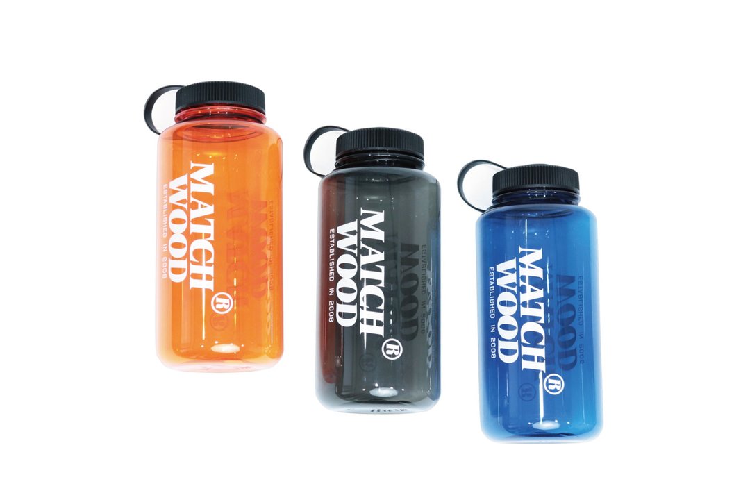 简约轻巧大容量 随行冷水壶 Cold Water Bottle - 水瓶/水壶 - 塑料 