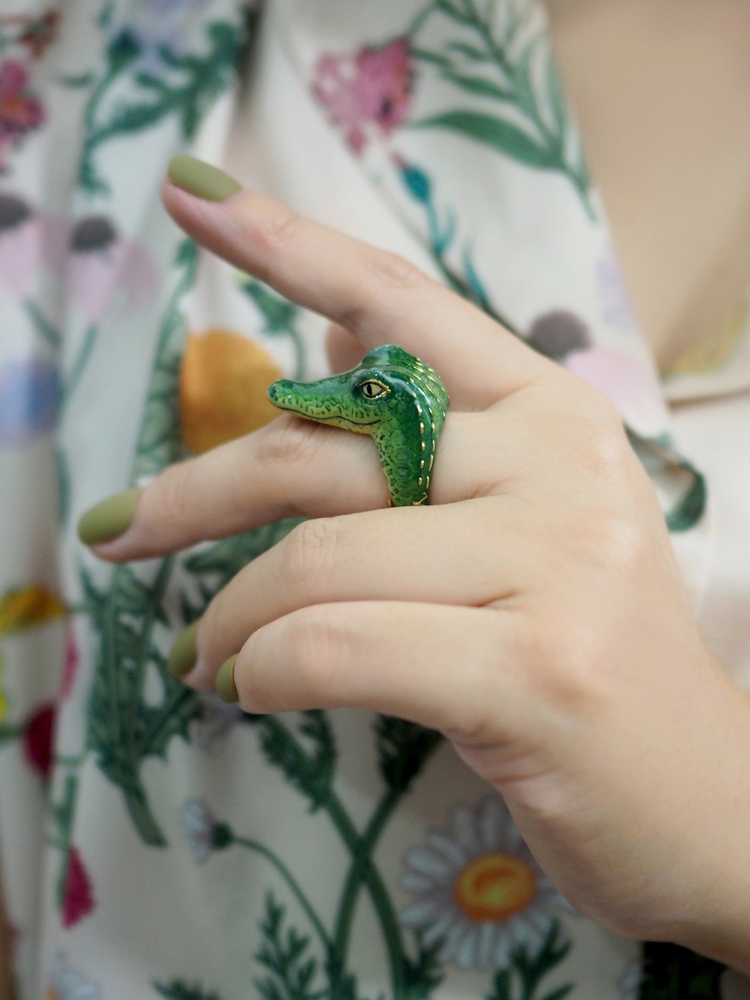 凯文鳄鱼戒指 | 非洲猎游系列 - 戒指 - 其他金属 绿色
