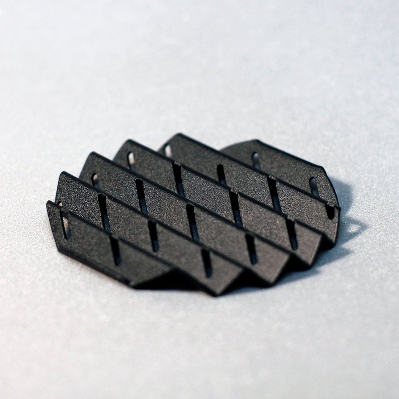 波浪置物盘 Flux Tray 雾黑 - 杯垫 - 其他金属 黑色