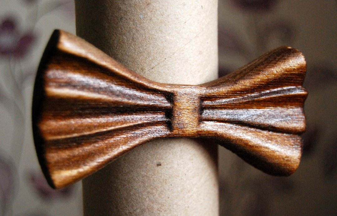 Wooden Bow Tie 3D Style Design Bowtie Personalized with Name Engraved - 领结/领巾 - 木头 咖啡色