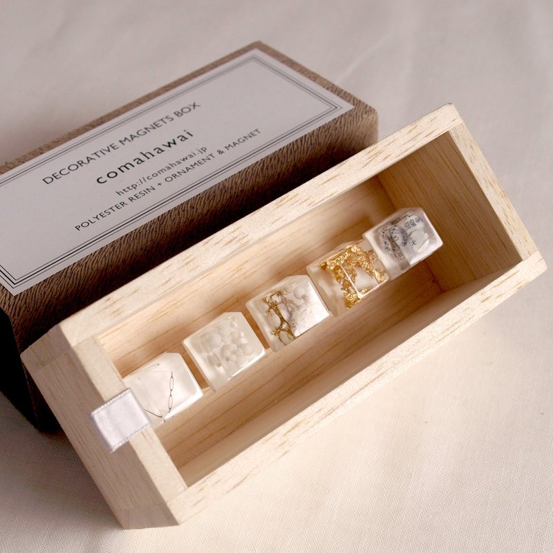 Magnet like a specimen - 冰箱贴/磁贴 - 其他材质 卡其色