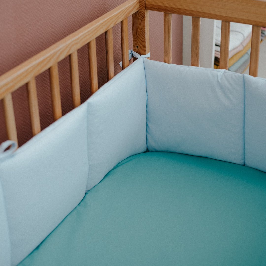 Blue bumper pad for crib – baby cot bumper with ties - 婴儿床上用品 - 棉 蓝色