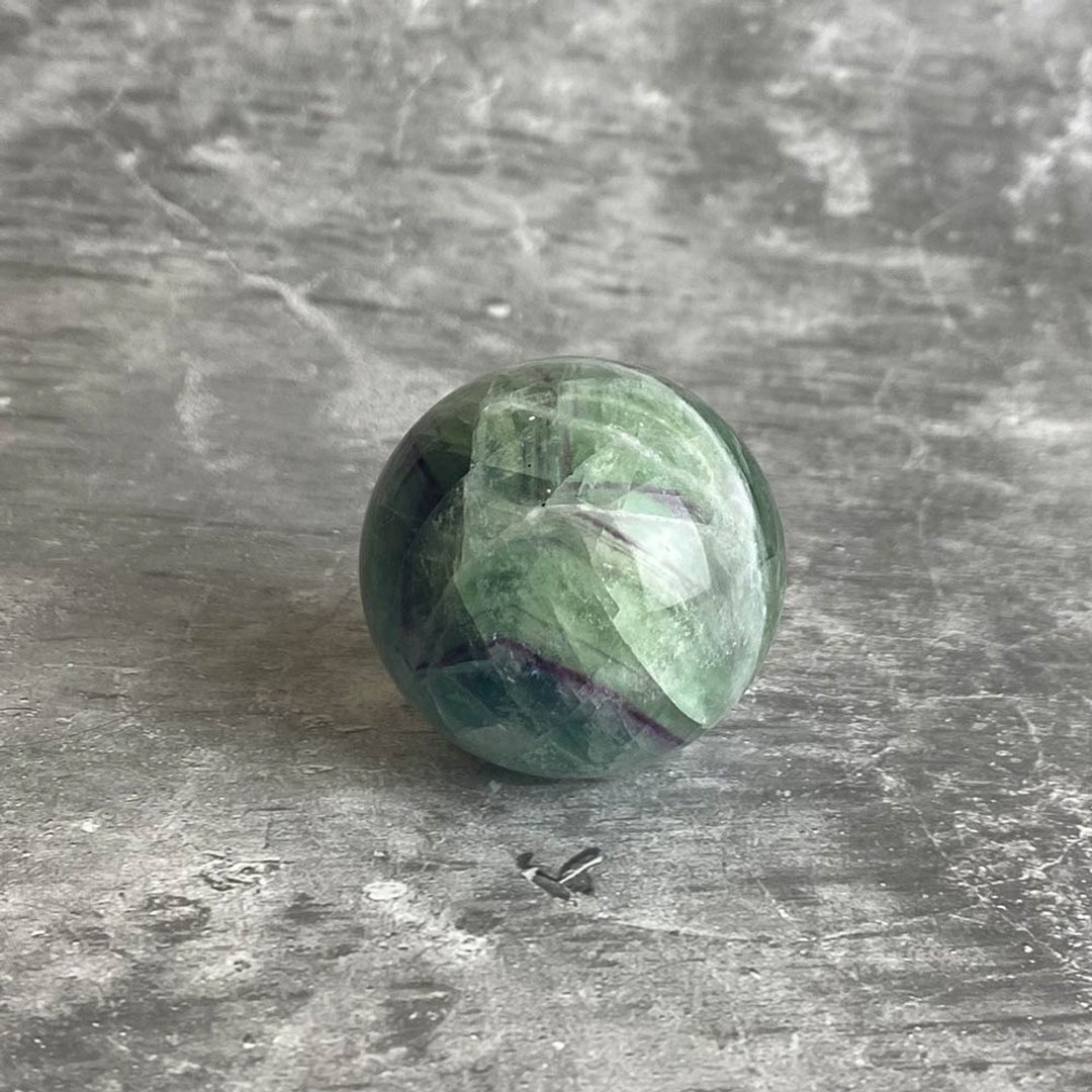水晶球- 绿萤石 办公室疗愈微景观 设备摆饰 一物一图 - 摆饰 - 宝石 绿色