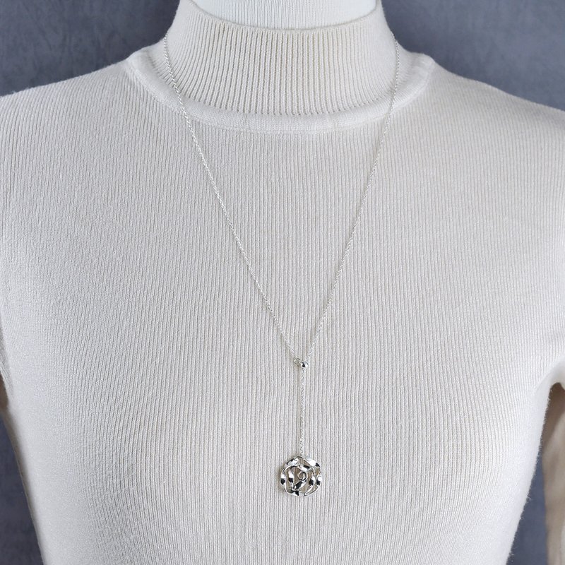 手卷玫瑰调节珠长项链 925纯银 - 长链 - 纯银 银色