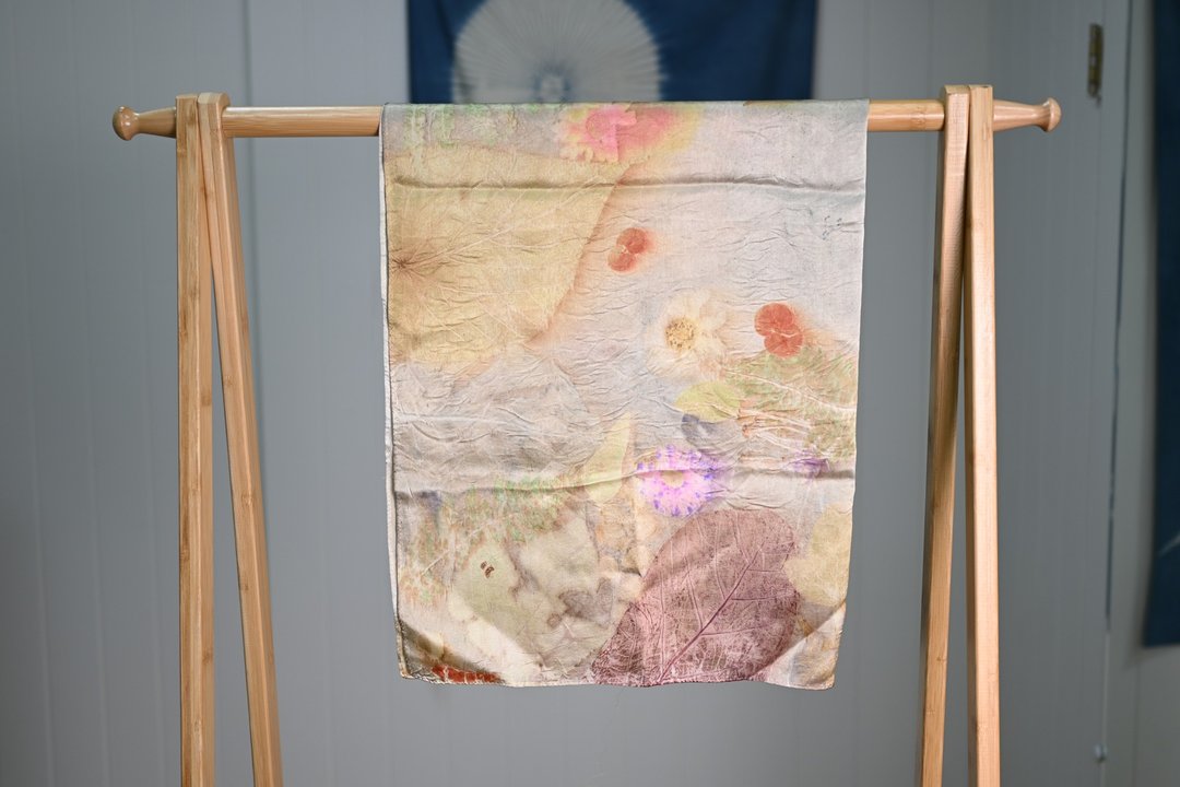 【记忆有限】EcoPrint 花叶移印 丝巾/挂画 - 丝巾 - 丝．绢 多色