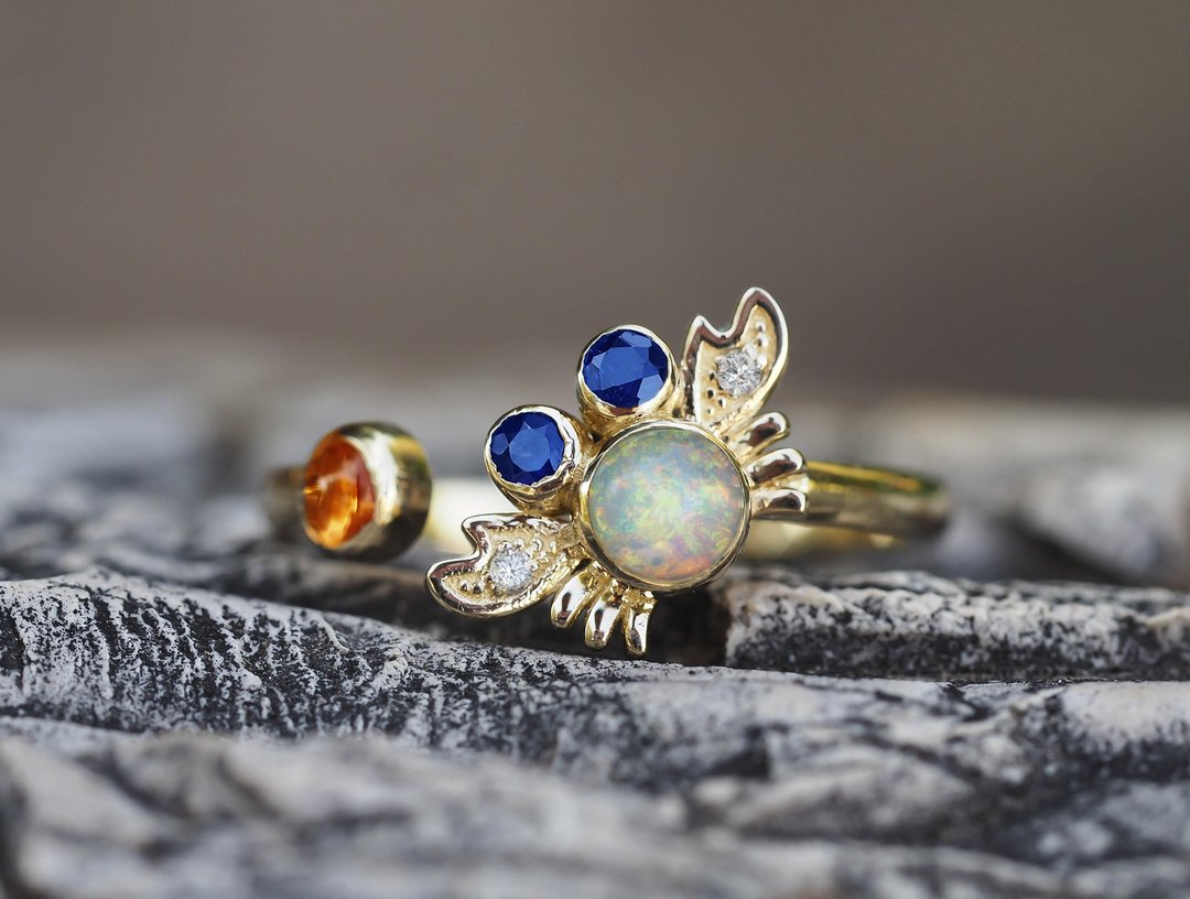 14 kt  gold ring with opal, sapphires and diamonds. Funny crab gold ring. - 戒指 - 贵金属 金色