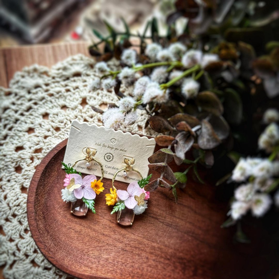 森系真花水钻耳环 - 耳环/耳夹 - 植物．花 紫色