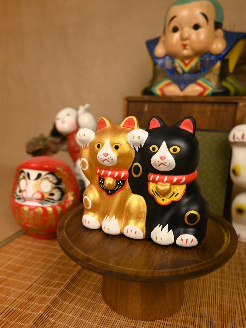 Lucky 財色雙收 招財貓香薰石膏擺件民芸款 創意結婚生日交換禮物 - 香薰/精油/线香 - 精油 黑色