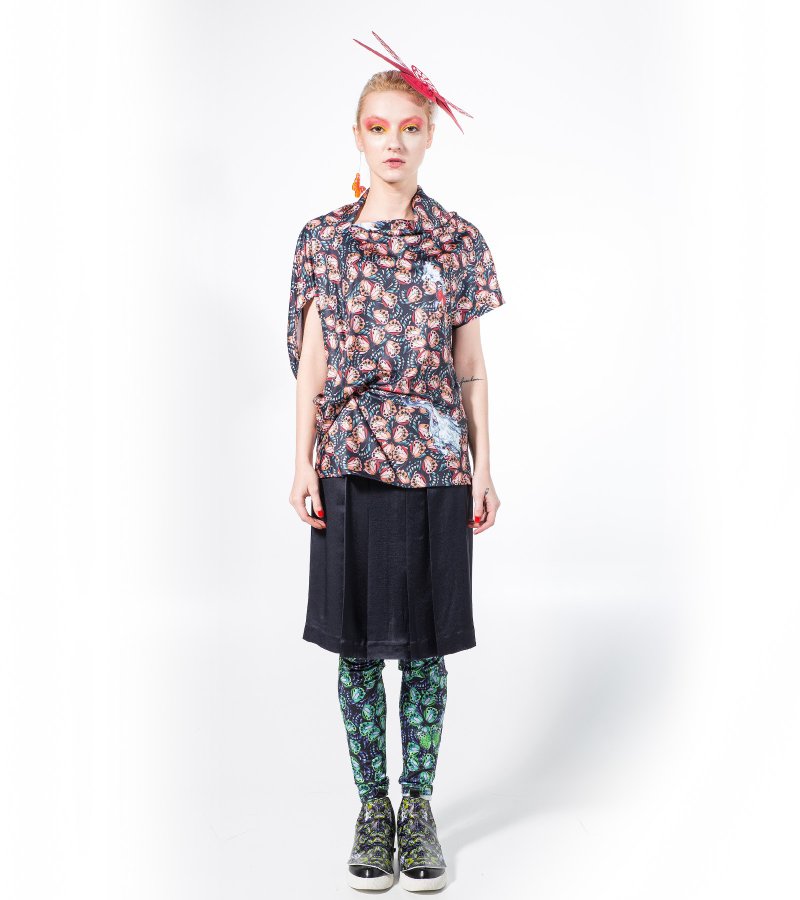 蝴蝶印花图案上衣 - 女装上衣 - 其他材质 多色