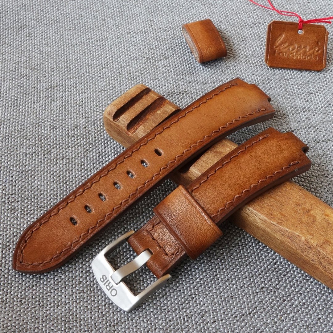 Oris Aquis腕表的表带。 - 表带 - 真皮 咖啡色