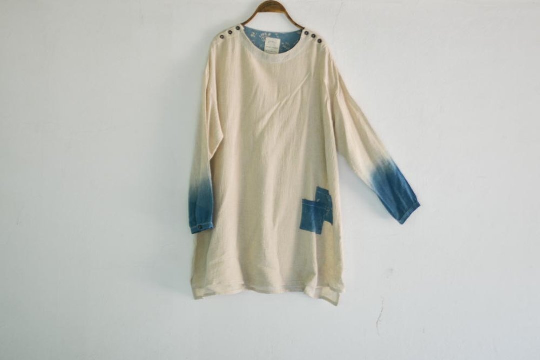 Summer Breeze ~ Six Eyes | Natural indigo on linen - 女装上衣 - 棉 白色