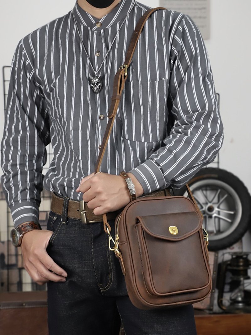 复古牛皮小单肩包 疯马牛皮侧背包 休闲斜挎包 竖款 小方包 - 侧背包/斜挎包 - 真皮 咖啡色