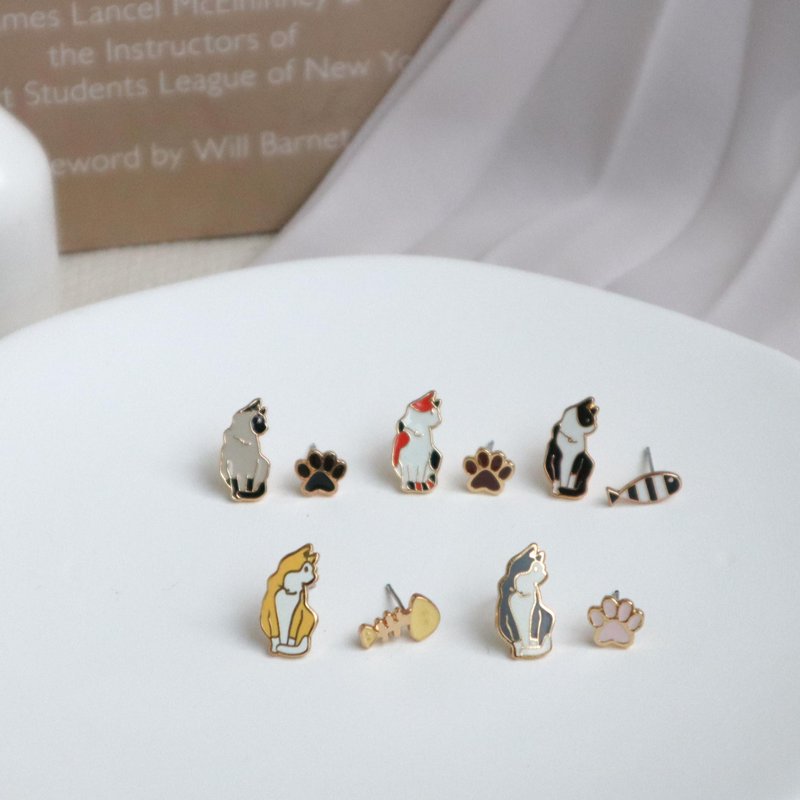 猫的报恩 侧脸猫咪 肉球脚掌  夹式耳环 垂坠耳环 生日礼物 猫奴 - 耳环/耳夹 - 珐琅 多色