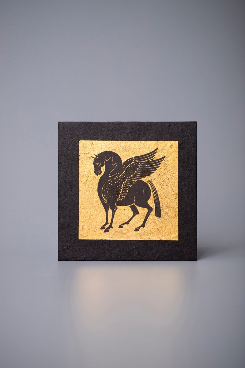 佩加索斯 丙午年生肖片皿 马年 金箔片皿 新年 - 摆饰 - 木头 