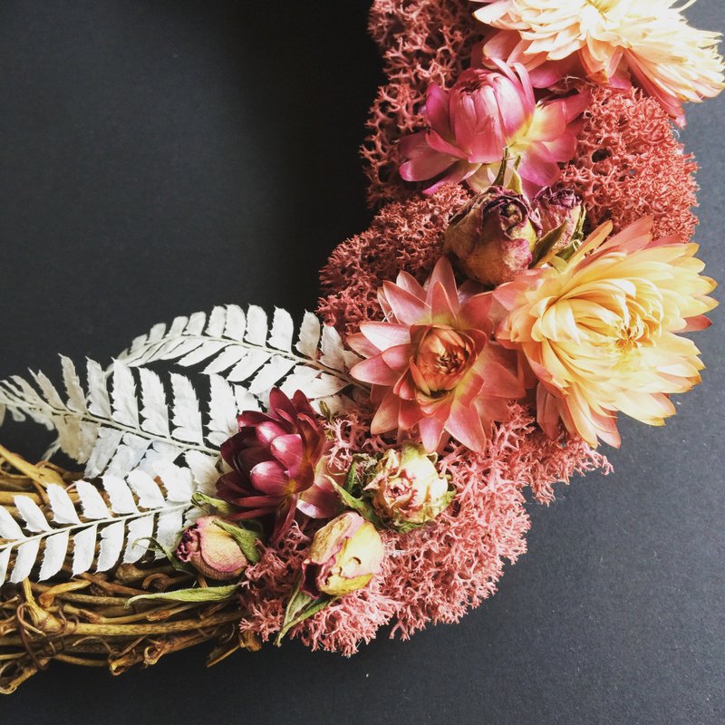 ✦ 烈焰火星 ✦ 红色系干燥花圈-中 / 干燥花手作 / 生日礼 居家摆饰 店面陈设 - 植栽/盆栽 - 植物．花 红色