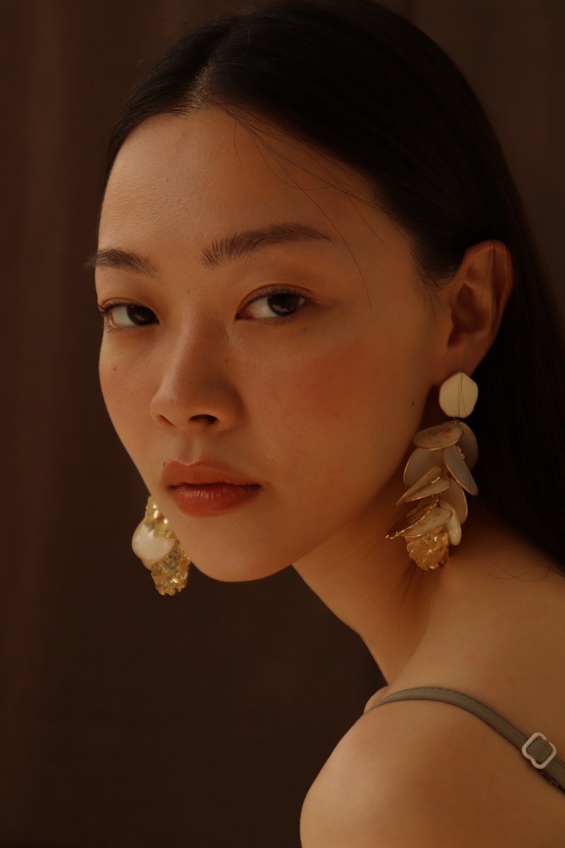 2021时空重叠耳环/耳针耳夹 耳夹耳环 树脂 手工 婚礼饰品 圣诞节 - 耳环/耳夹 - 树脂 金色