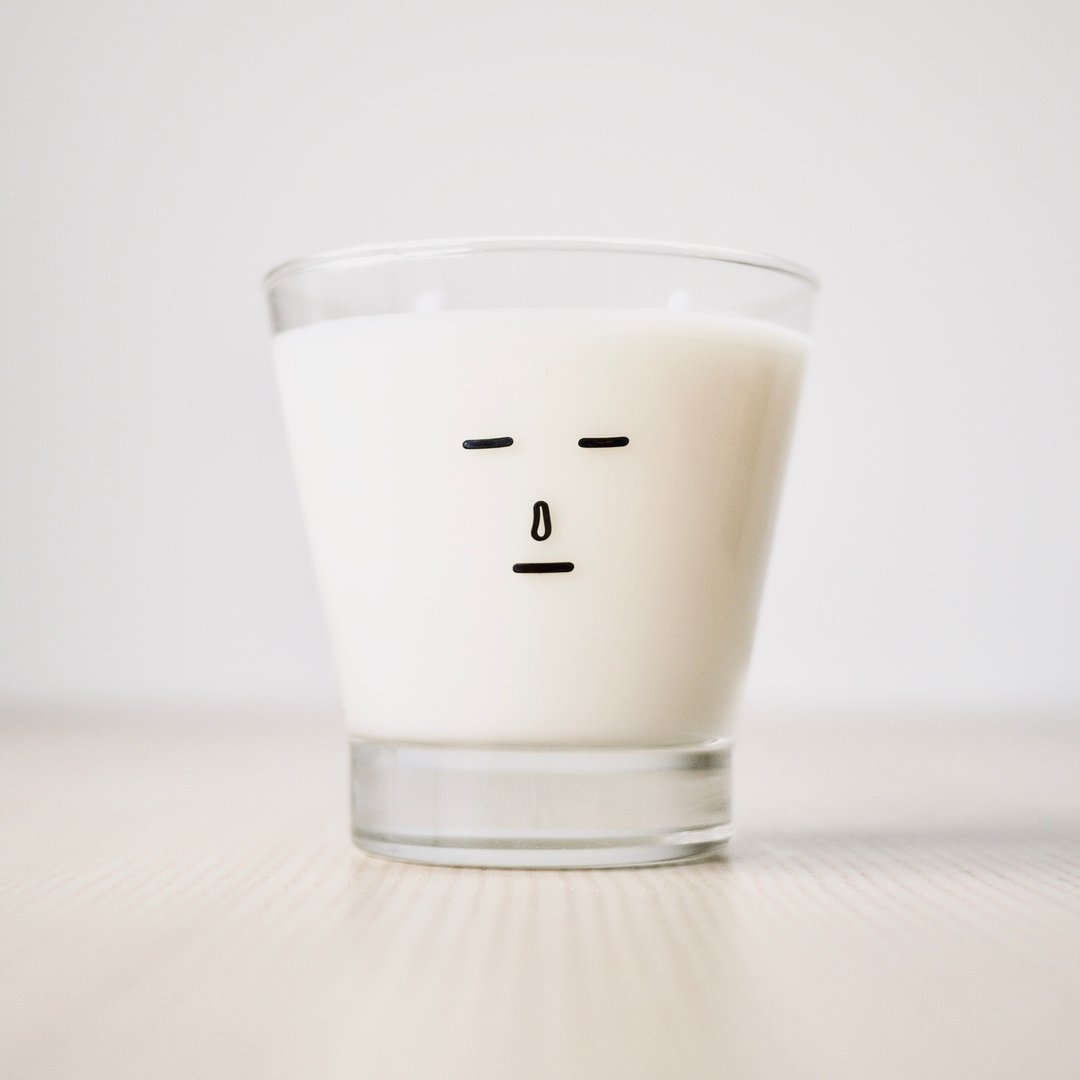 Emoji Candle for wrok 香氛心情蜡烛 奈奈 东方木质调 - 蜡烛/烛台 - 玻璃 白色