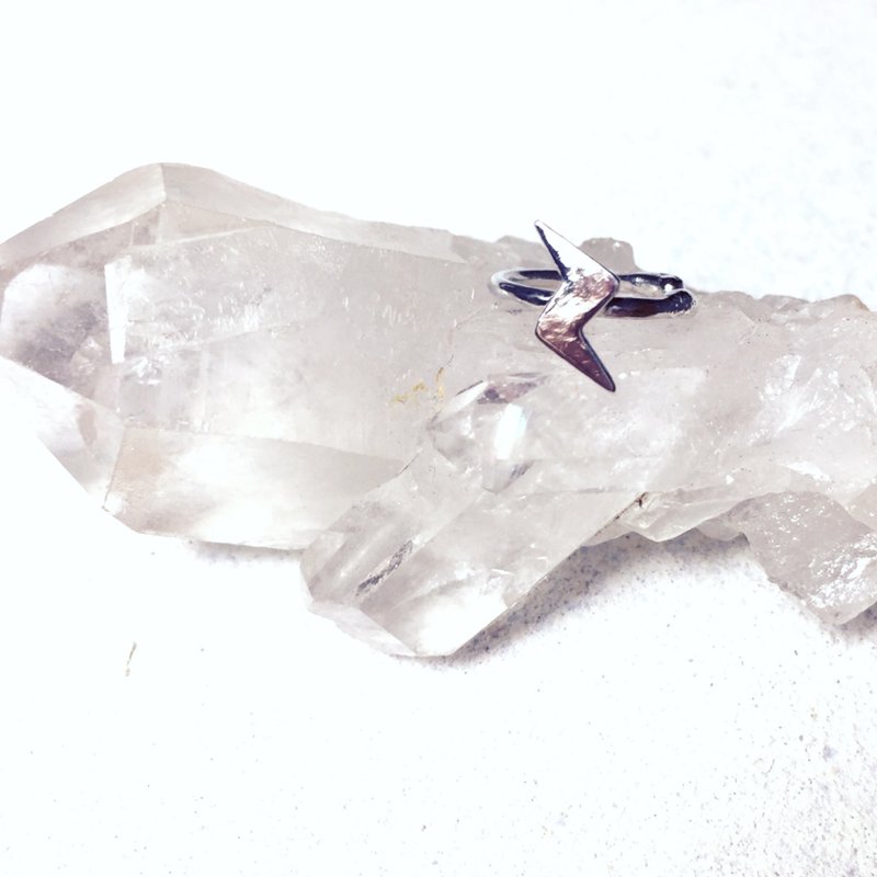 MIH 金工首饰 | 闪电 纯银耳骨夹 flash silver ear cuff - 耳环/耳夹 - 纯银 银色