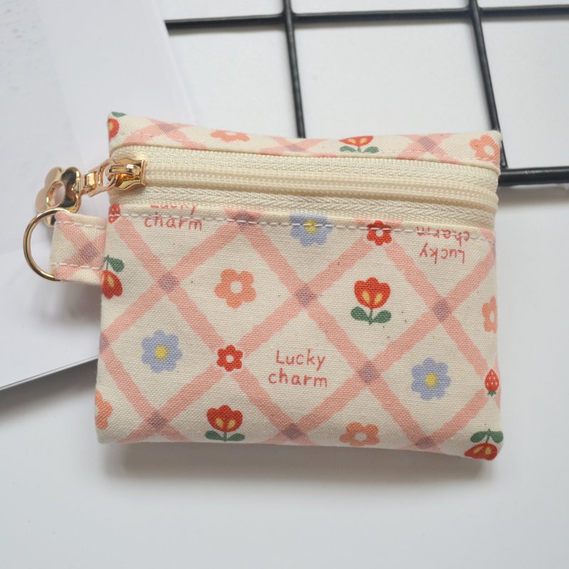 小小收纳包 / 零钱包 / 耳机收纳包 / 小红花 - 零钱包 - 棉．麻 