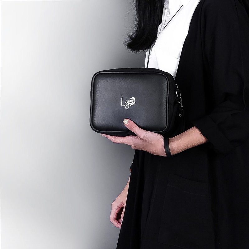 Wristlet - Black - 手拿包 - 聚酯纤维 黑色