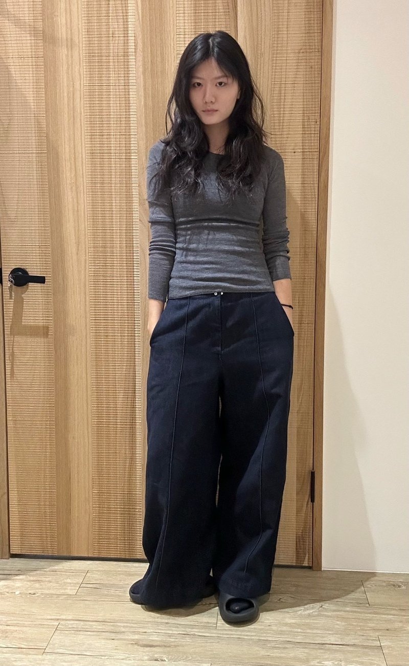 简单圆领针织上衣 - 女装上衣 - 羊毛 灰色