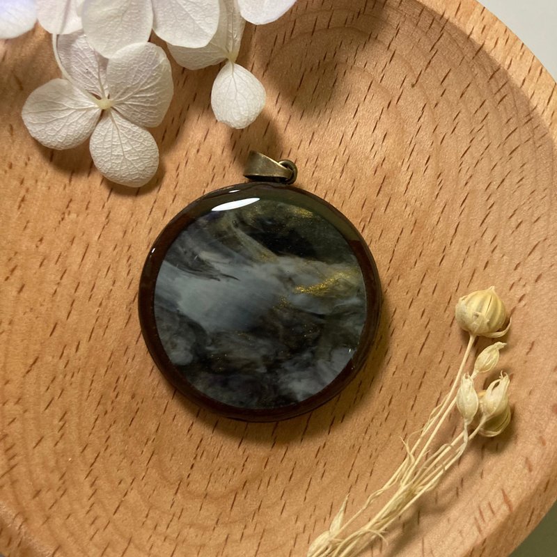 再生项链吊坠-黑白晕染 NP001 - 项链 - 木头 