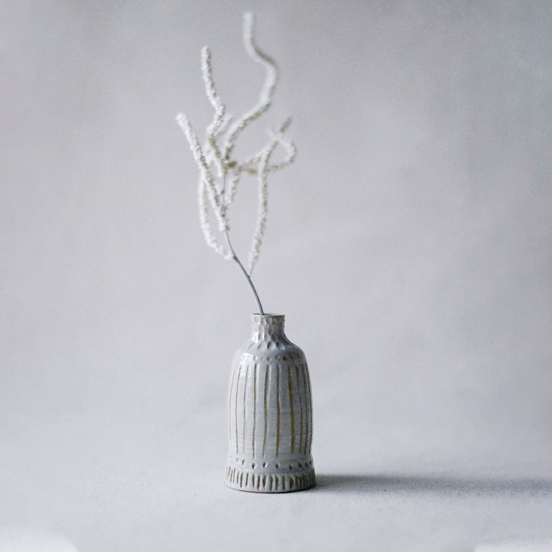 刻 / 小花瓶 / S - 花瓶/陶器 - 陶 