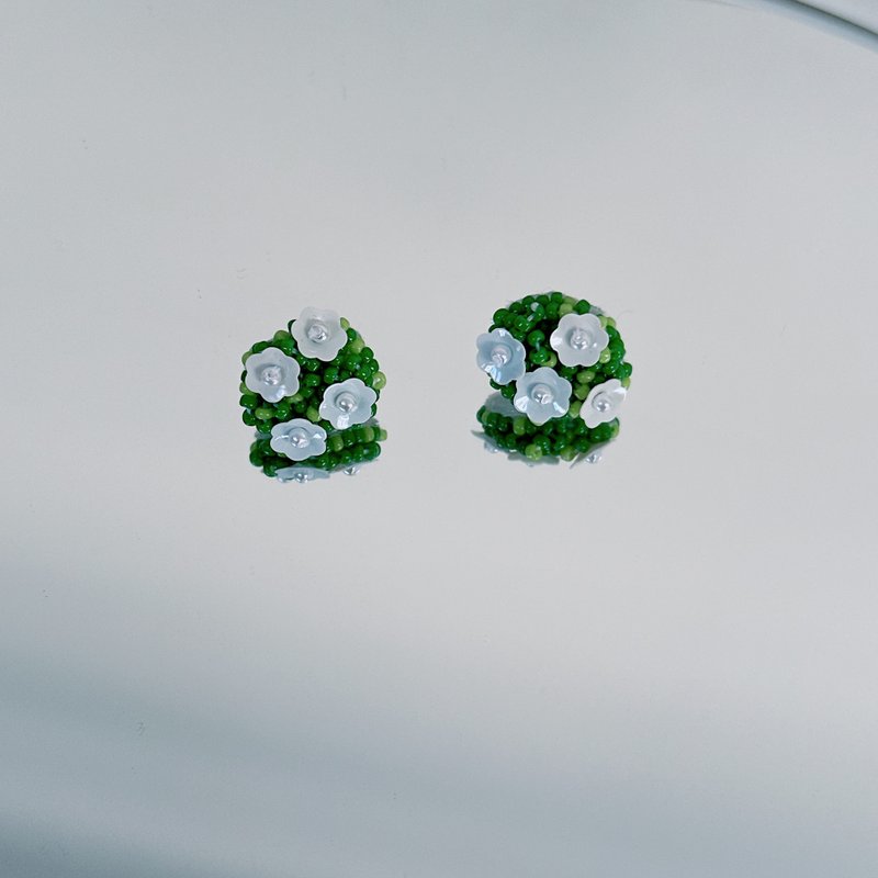 小树花丛耳环(可改耳夹) - 耳环/耳夹 - 琉璃 绿色