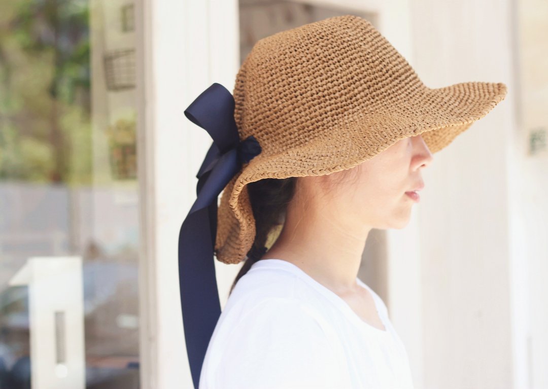 【好日手作】Handmade。手工编织。夏季法式编织蝴蝶结草帽 - 帽子 - 纸 咖啡色