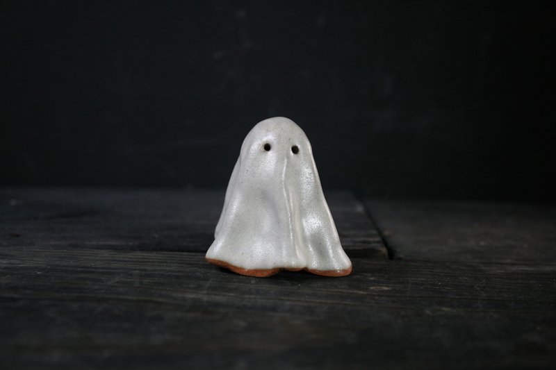 神秘脸幽灵 (高5cm 陶瓷 公仔 吊饰) - 玩偶/公仔 - 陶 白色