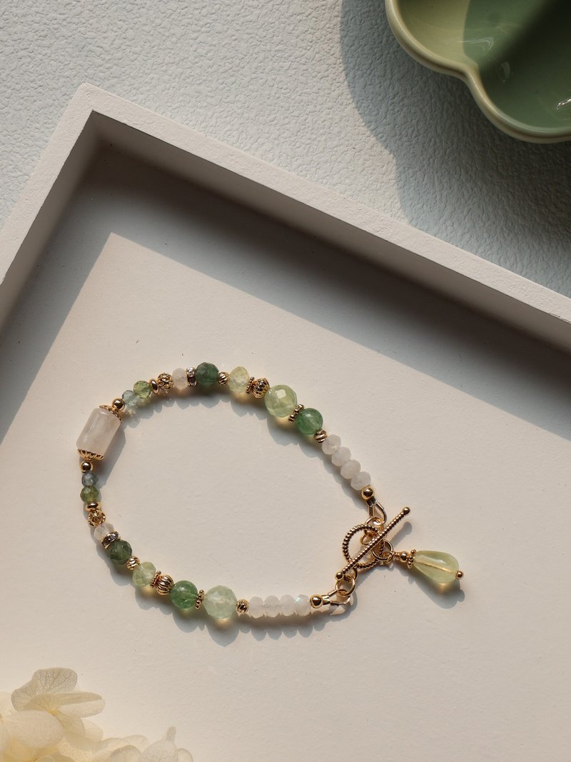 墨绿之森。葡萄石水滴 月光石 磷灰石 14K包金 水晶矿石手链 - 手链/手环 - 水晶 绿色
