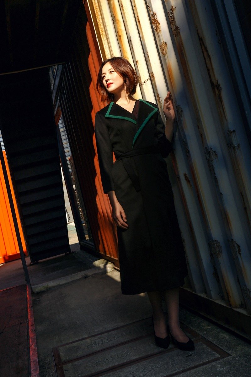 品.祥云纱2017秋冬新款山羊绒长款风衣外套 绿光 - 女装西装外套/风衣 - 丝．绢 黑色