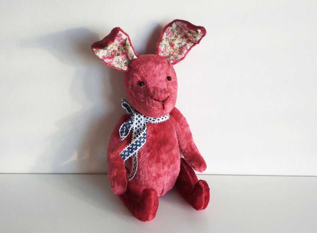 玩具兔子 Pink bunny Artist rabbit ooak Antique teddy Jointed toy Vintage plush - 玩偶/公仔 - 其他人造纤维 红色