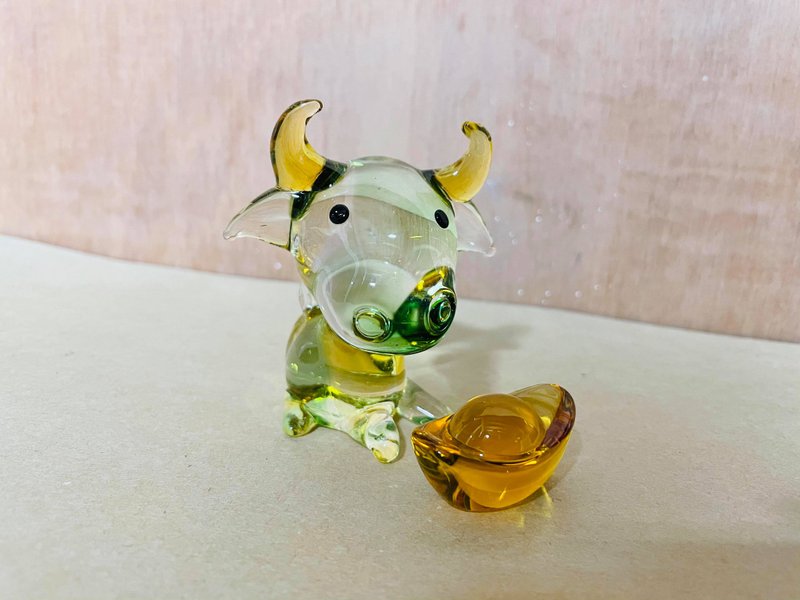 水晶玻璃 琉璃 招财牛 生肖牛 牛年 水牛 - 摆饰 - 玻璃 