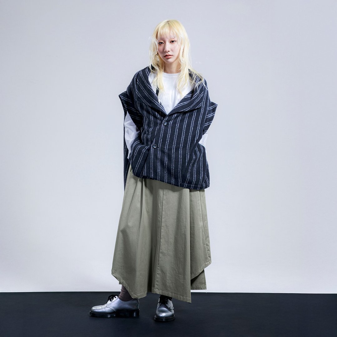 绫纹宽翻领解构外套 - 女装休闲/机能外套 - 其他材质 蓝色