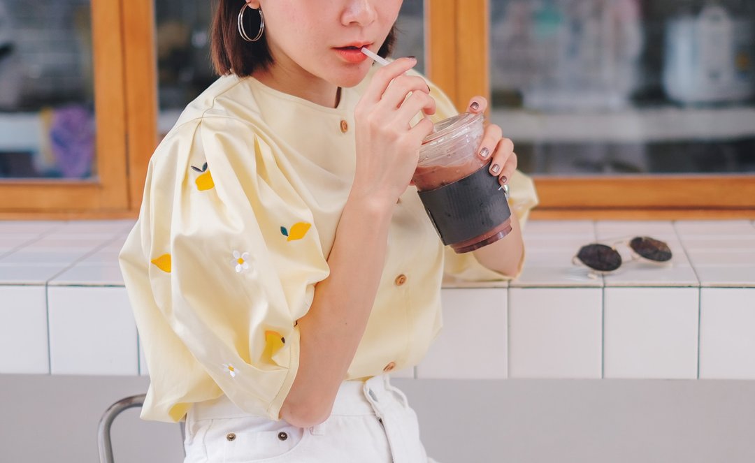 Juliet 宽版棉质上衣 : Light Yellow 浅黄色 - 女装上衣 - 棉 黄色