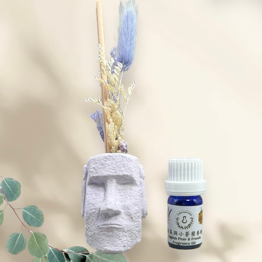 500元 交换礼物 摩艾永生花组 扩香瓶 赠5ML精油/香精 一瓶(任选) - 香薰/精油/线香 - 水泥 白色