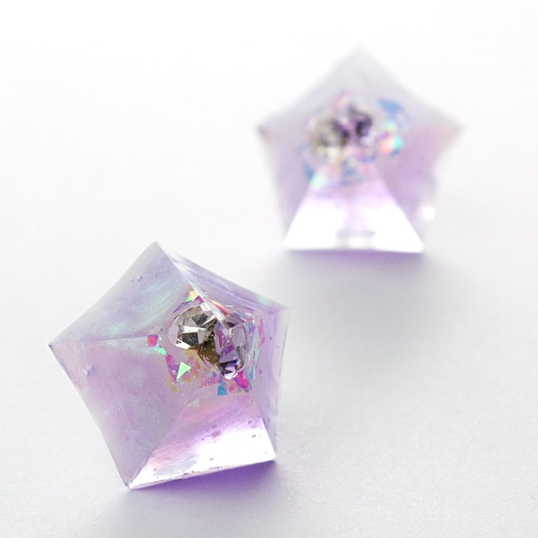 Pentagon earrings (Northern Lights) - 耳环/耳夹 - 其他材质 紫色
