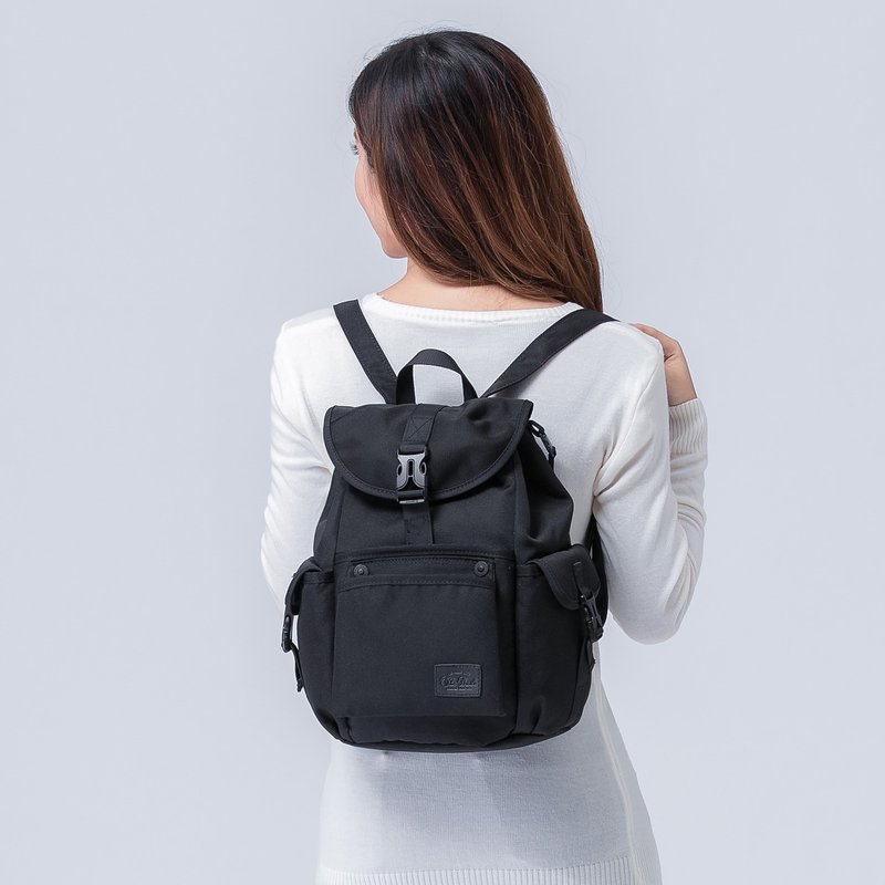 The Dude 香港品牌 休闲 后背包 超轻身 防泼水 小背包 Mini Mad - 黑色 - 后背包/双肩包 - 其他材质 黑色