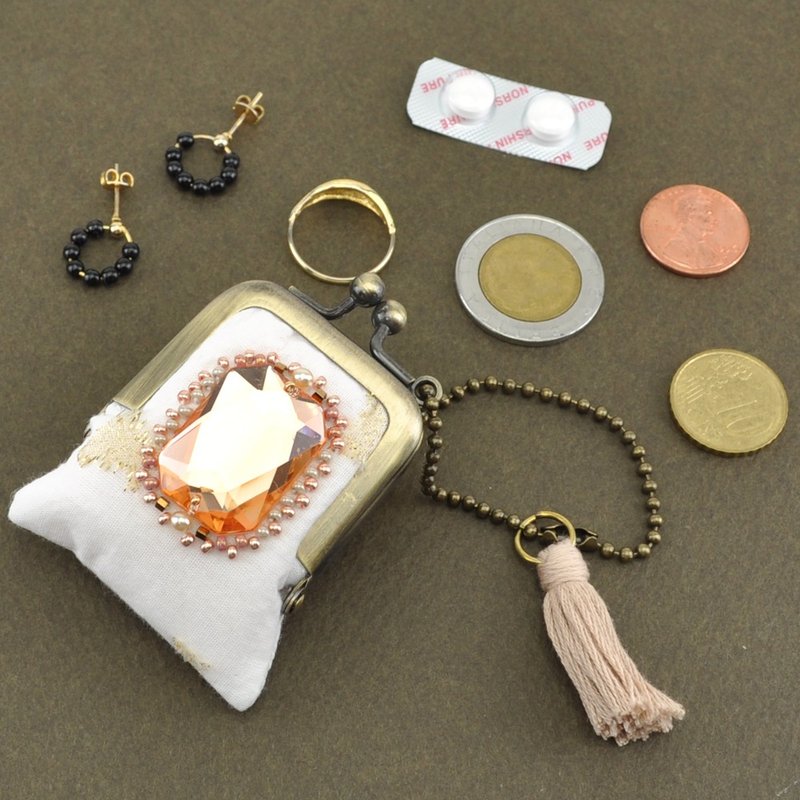 Coin of small little Bijou (69) - 化妆包/杂物包 - 棉．麻 白色