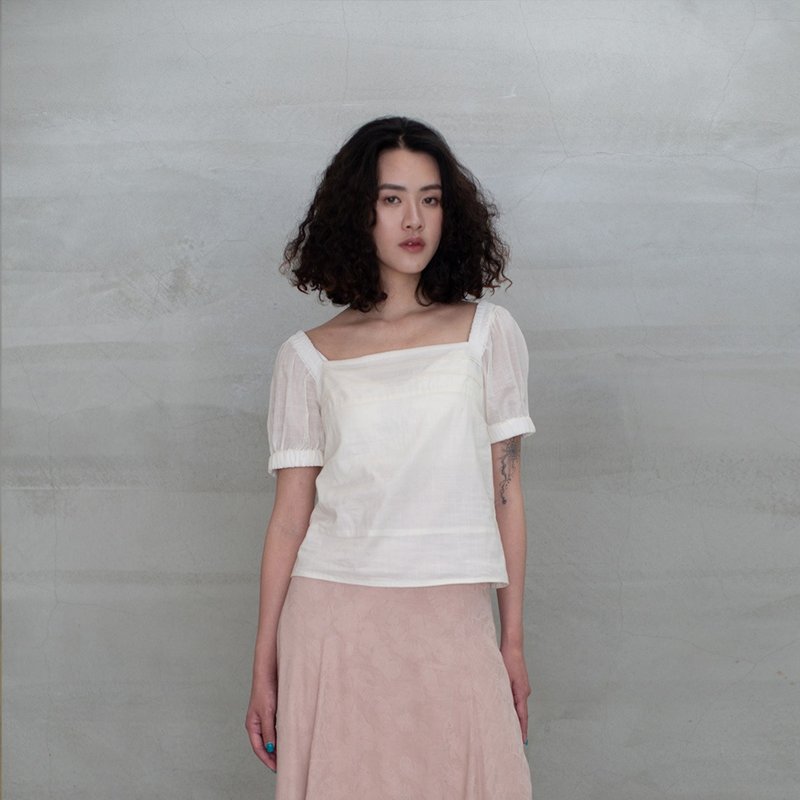 纯真年代褶饰上衣 The Age Of Innocence Pleated Top T324 - 女装上衣 - 棉．麻 多色