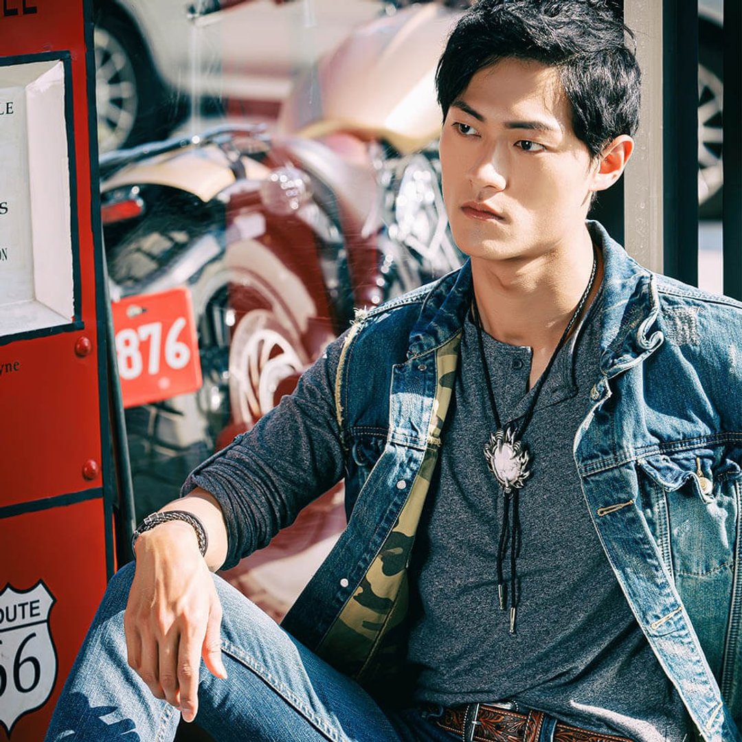 鹰爪擒石 保罗领带 Bolo Tie 真皮领绳 皮革项链 长项链 天然矿石 - 领带/领带夹 - 真皮 银色